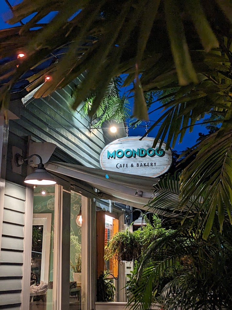 Moondog Cafe & Bakery